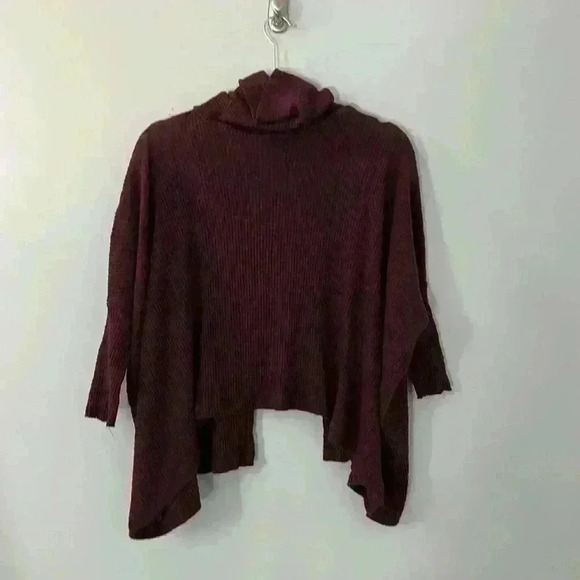 Free People Beach Burgundy Turtleneck Open back Sweater Size S Small - Picture 1 of 5